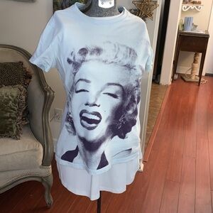 Marilyn Monroe Graphic Tee Light Blue Large